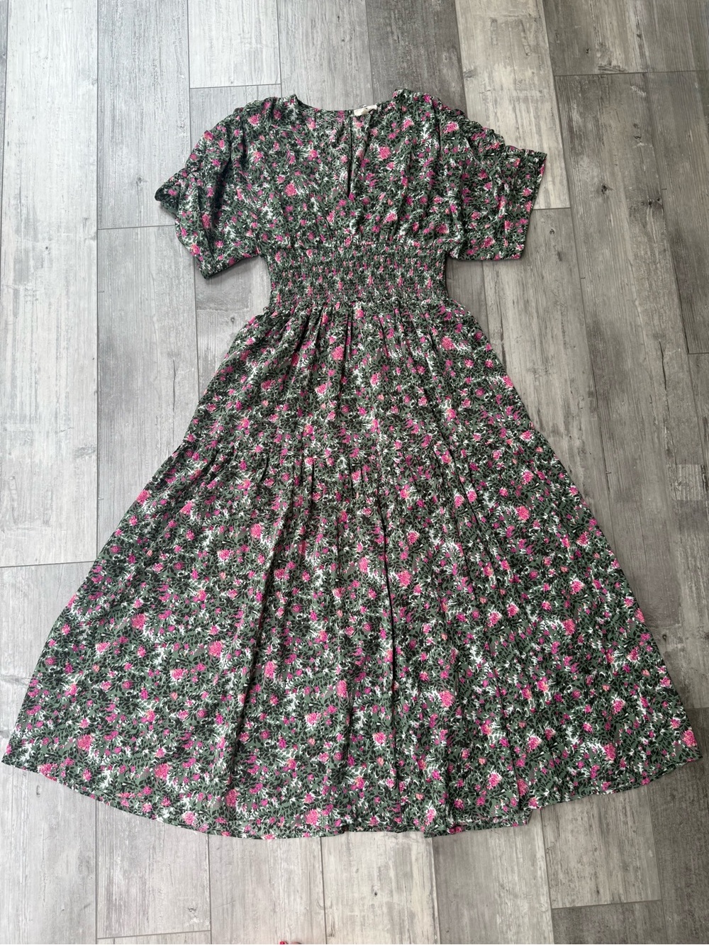 Entro Floral Smocked Maxi Dress Green Pink Puff Sleeve Size Large